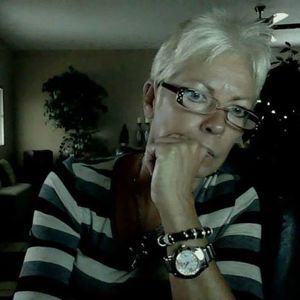 Meet your Posher, Debbie